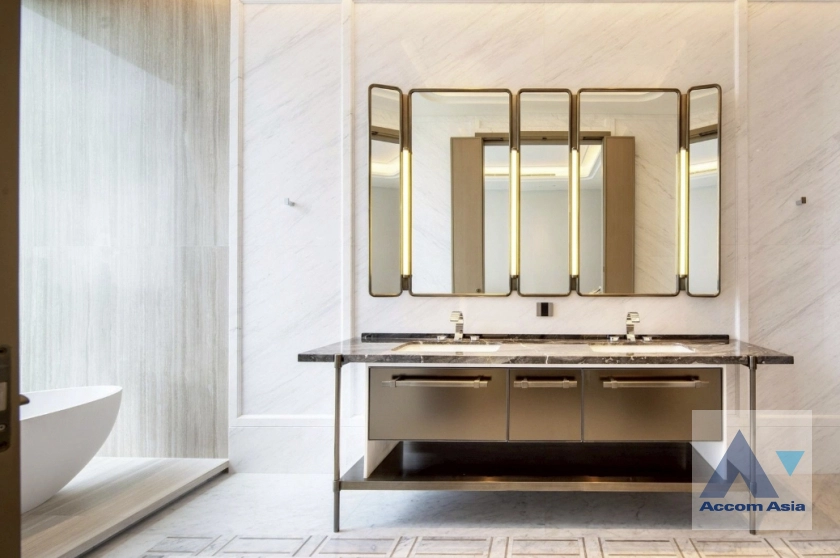 47  3 br Condominium for rent and sale in Ploenchit ,Bangkok MRT Lumphini at ONE Bangkok AA42668