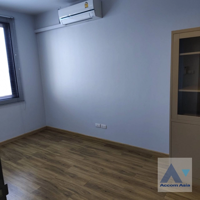 10  6 br Townhouse for rent and sale in Pattanakarn ,Bangkok BTS On Nut at The Pride Sukhumvit 77 AA42673