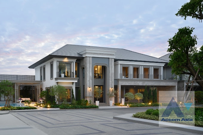 unit 5 Bedrooms  House For Sale in Pattanakarn, Bangkok  (AA42676)