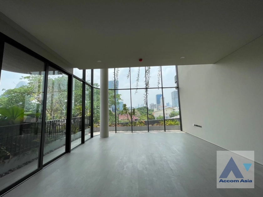  1  3 br Condominium For Sale in Phaholyothin ,Bangkok BTS Ari at Kalm Penthouse Ari AA42682