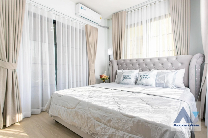 31  5 br House For Rent in Ratchadaphisek ,Bangkok MRT Lat Phrao at Busarakum Place AA42683