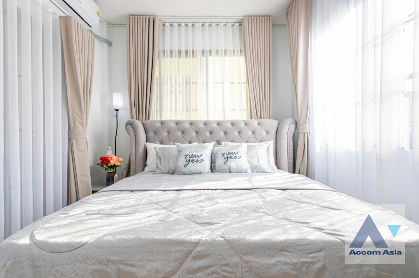 40  5 br House For Rent in Ratchadaphisek ,Bangkok MRT Lat Phrao at Busarakum Place AA42683