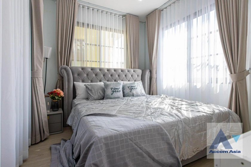 55  5 br House For Rent in Ratchadaphisek ,Bangkok MRT Lat Phrao at Busarakum Place AA42683