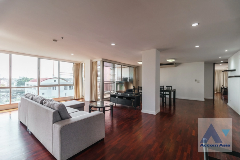  1  4 br Apartment For Rent in Silom ,Bangkok BTS Surasak at High-end Low Rise  AA42702