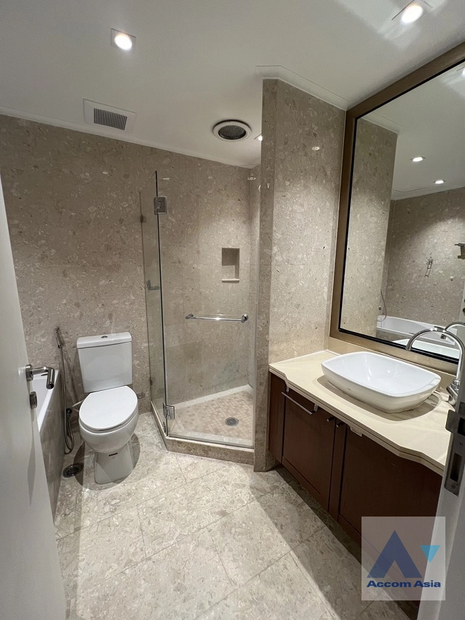 10  2 br Condominium For Rent in Ploenchit ,Bangkok BTS Ploenchit at Baan Siri Ruedee AA42710