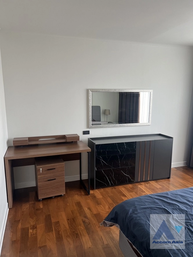 15  2 br Condominium For Rent in Ploenchit ,Bangkok BTS Ploenchit at Baan Siri Ruedee AA42710