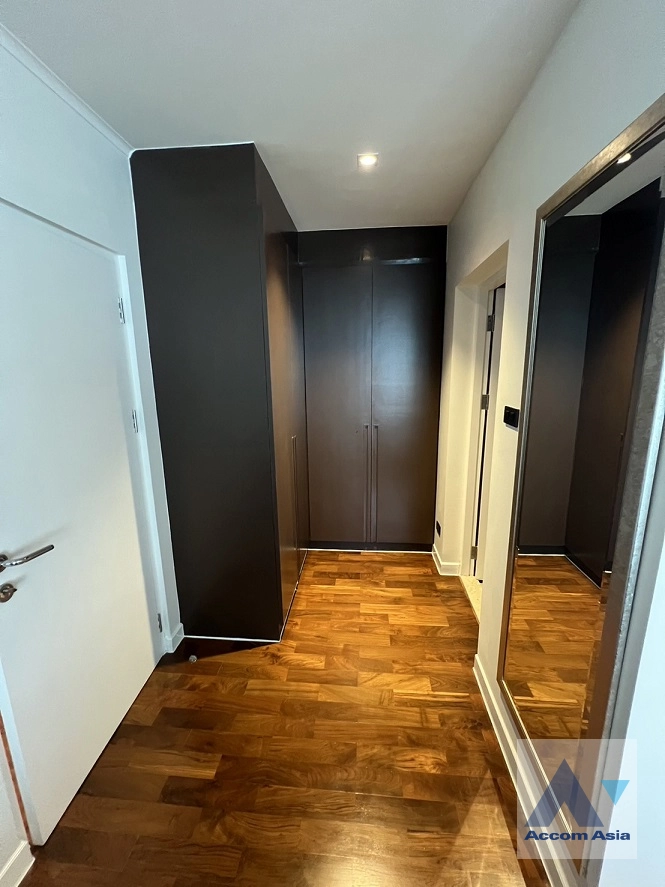 5  2 br Condominium For Rent in Ploenchit ,Bangkok BTS Ploenchit at Baan Siri Ruedee AA42710