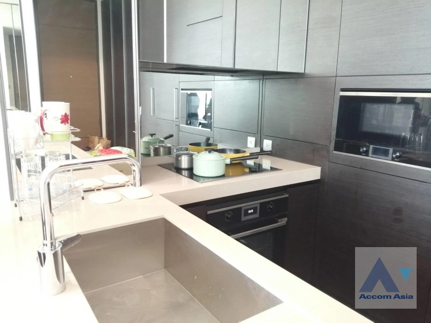 5  2 br Condominium For Rent in Ploenchit ,Bangkok BTS Chitlom at 28 Chidlom AA42725