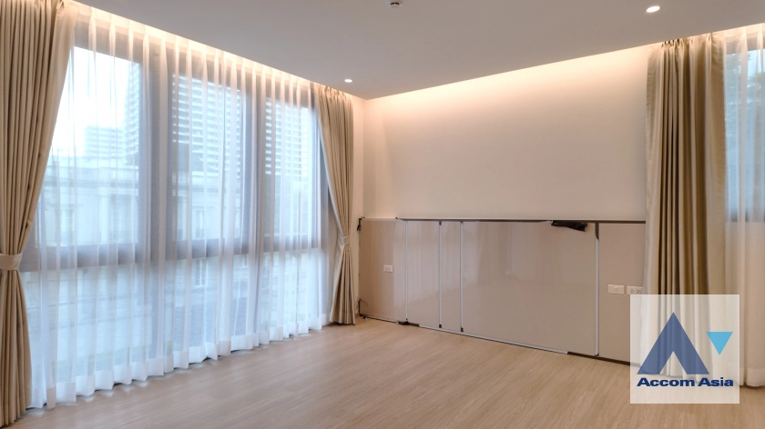 12  4 br House for rent and sale in Sukhumvit ,Bangkok BTS Thong Lo AA42727