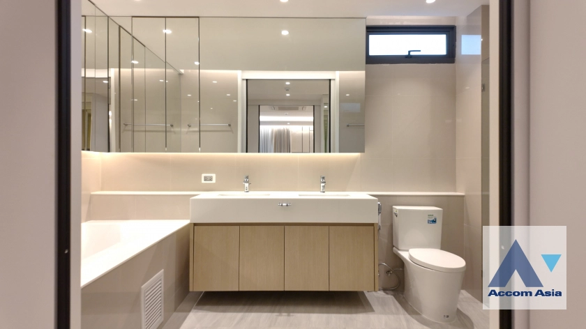 11  4 br House for rent and sale in Sukhumvit ,Bangkok BTS Thong Lo AA42727