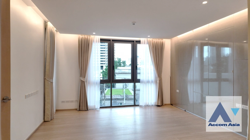  1  4 br House for rent and sale in Sukhumvit ,Bangkok BTS Thong Lo AA42727