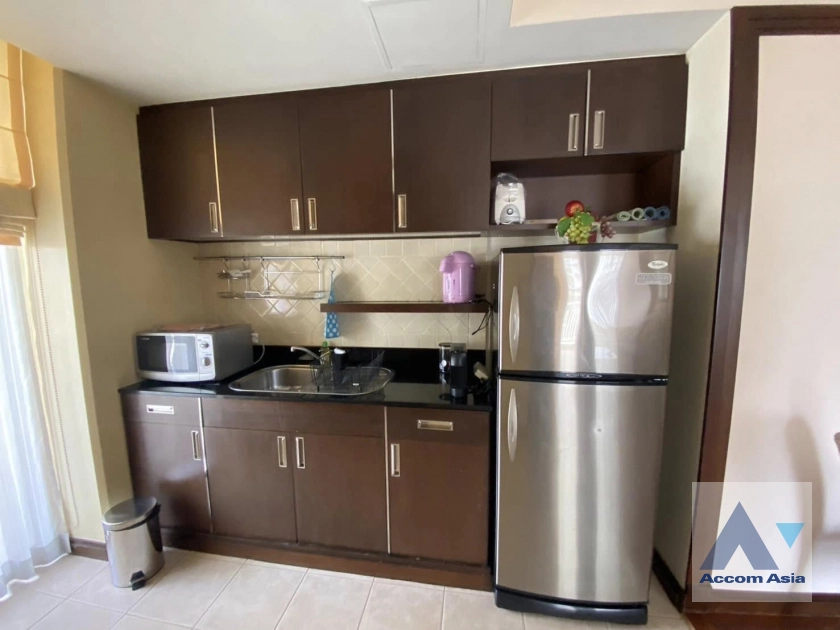  1  1 br Condominium For Sale in Ploenchit ,Bangkok BTS Chitlom at Langsuan Ville AA42728