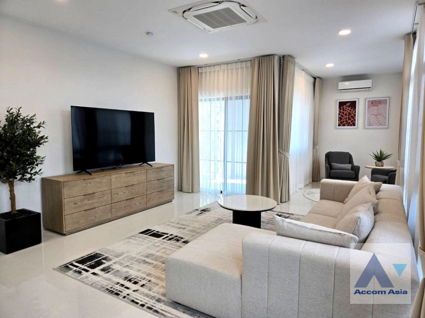 4  4 br House for rent and sale in Latkrabang ,Bangkok ARL Ban Thap Chang at Nantawan Rama 9 New Krungthepkreetha AA42739