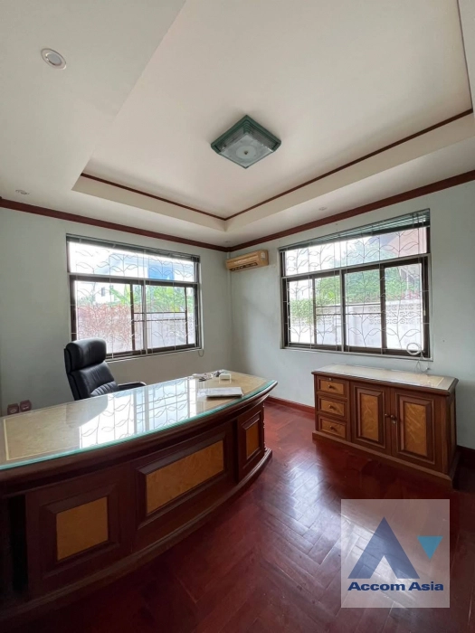 7  7 br House for rent and sale in Lat Phrao ,Bangkok  AA42743