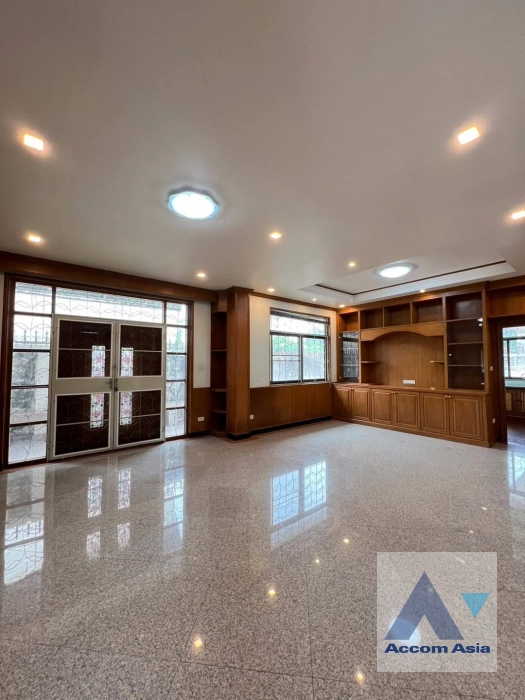  1  7 br House for rent and sale in Lat Phrao ,Bangkok  AA42743