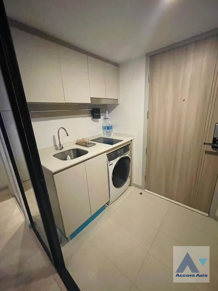 8  1 br Condominium For Sale in Sathorn ,Bangkok BTS Chong Nonsi at Knightsbridge Prime Sathorn Condominium AA42745