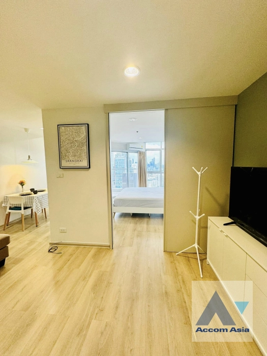 unit 1 Bedroom  Condominium For Rent in Sukhumvit, Bangkok  near BTS Phrom Phong (AA42750)