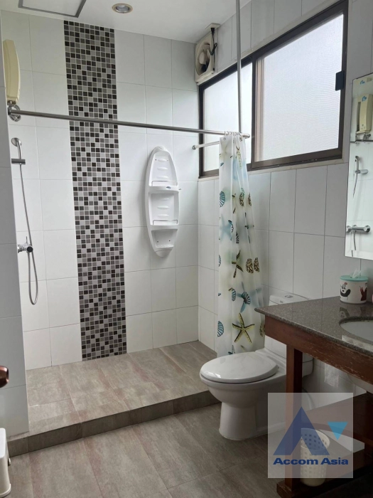13  3 br Townhouse for rent and sale in Sukhumvit ,Bangkok BTS Thong Lo at Thonglor Garden Place AA42753