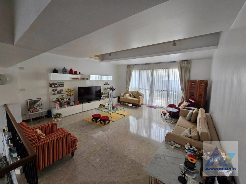  Thonglor Garden Place Townhouse  3 Bedroom for Sale & Rent BTS Thong Lo in Sukhumvit Bangkok