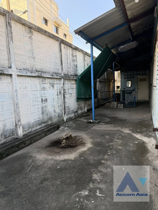 16  5 br House For Rent in Phaholyothin ,Bangkok BTS Saphan-Kwai AA42756