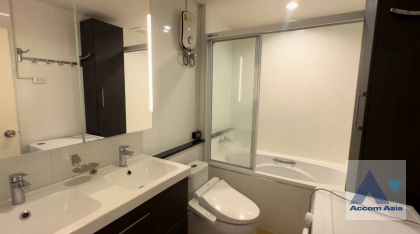 11  2 br Condominium For Rent in Silom ,Bangkok BTS Chong Nonsi at Pearl Garden AA42760