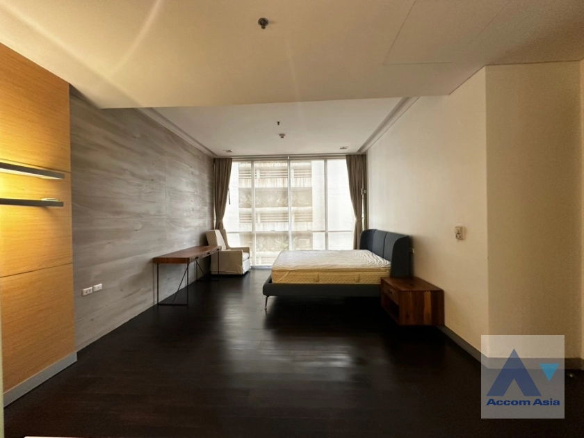 8  2 br Condominium For Sale in Sukhumvit ,Bangkok BTS Asok - MRT Sukhumvit at Domus 16 AA42761