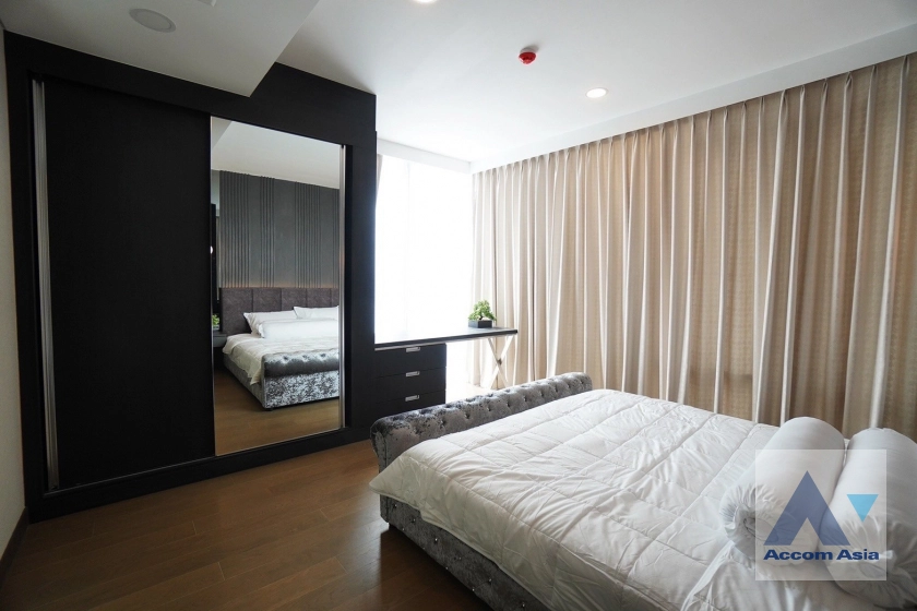 10  2 br Condominium For Rent in Sukhumvit ,Bangkok MRT Queen Sirikit National Convention Center at Siamese Exclusive Queens AA42768