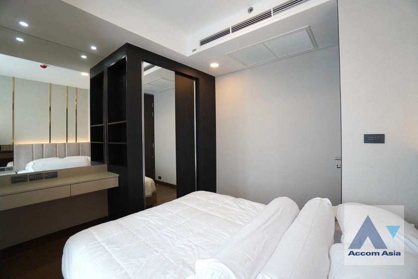 11  2 br Condominium For Rent in Sukhumvit ,Bangkok MRT Queen Sirikit National Convention Center at Siamese Exclusive Queens AA42768