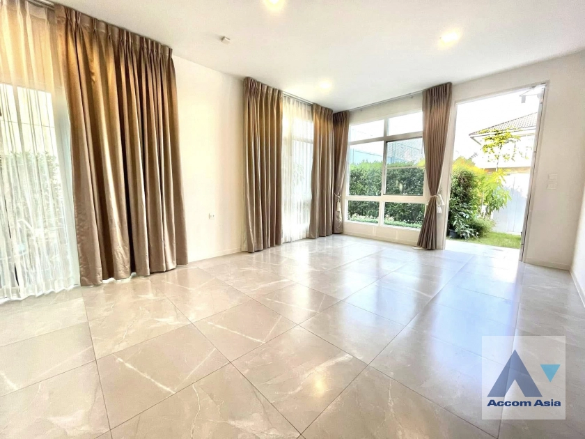  1  3 br House for rent and sale in Pattanakarn ,Bangkok  at Mantana Bangna-Wongwaen AA42770
