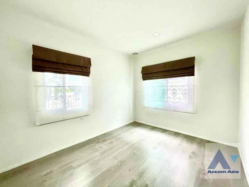 7  3 br House for rent and sale in Pattanakarn ,Bangkok  at Mantana Bangna-Wongwaen AA42770