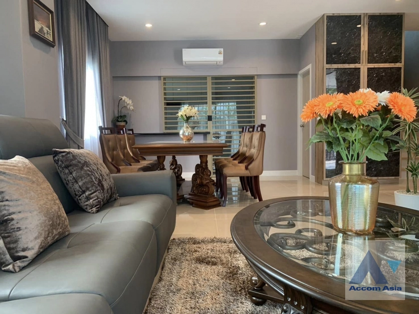  1  4 br House for rent and sale in Latkrabang ,Bangkok ARL Ban Thap Chang at Nirvana ABSOLUTE Krungthep Kreetha AA42780