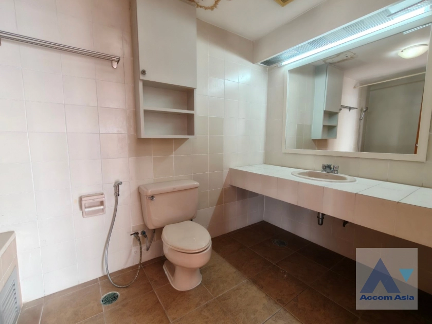 32  3 br Condominium for rent and sale in Sukhumvit ,Bangkok BTS Phrom Phong at D.S. Tower 1 AA42782