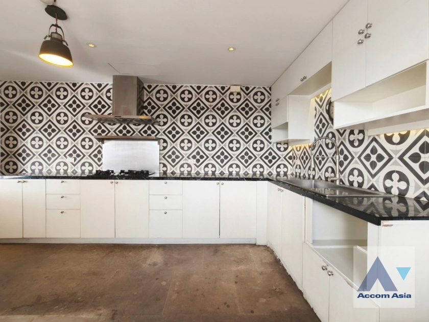 16  3 br Condominium for rent and sale in Sukhumvit ,Bangkok BTS Phrom Phong at D.S. Tower 1 AA42782