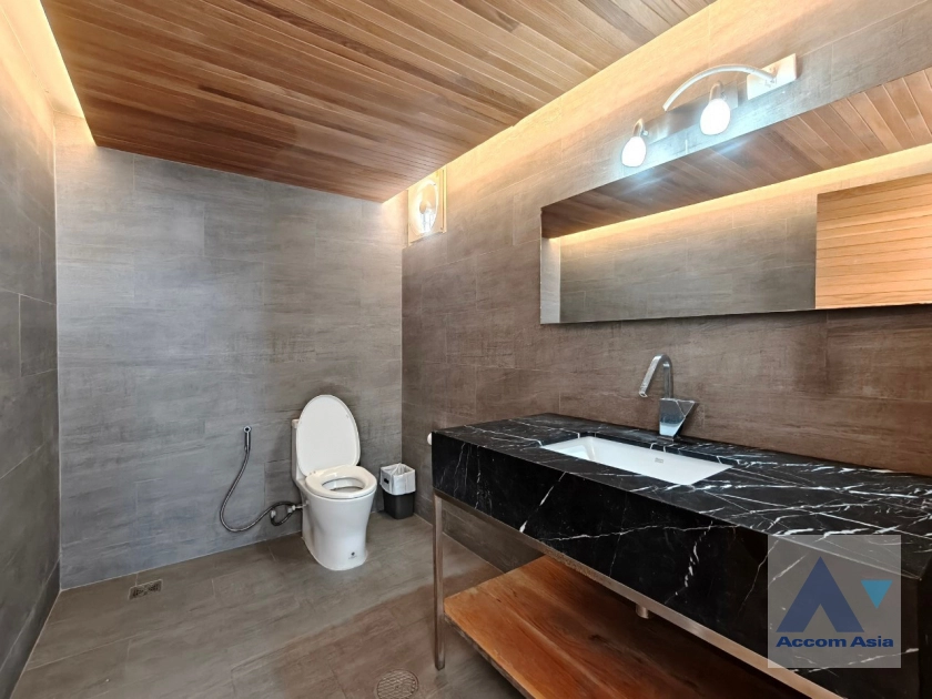 34  3 br Condominium for rent and sale in Sukhumvit ,Bangkok BTS Phrom Phong at D.S. Tower 1 AA42782