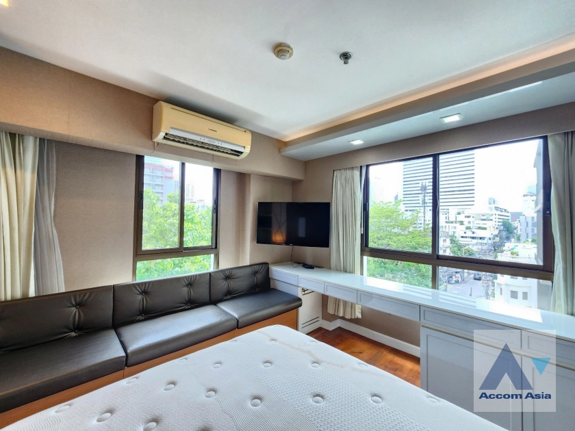 9  3 br Condominium For Sale in Silom ,Bangkok BTS Chong Nonsi at Silom City Resort AA42786