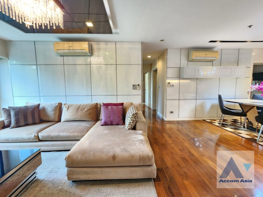  1  3 br Condominium For Sale in Silom ,Bangkok BTS Chong Nonsi at Silom City Resort AA42786