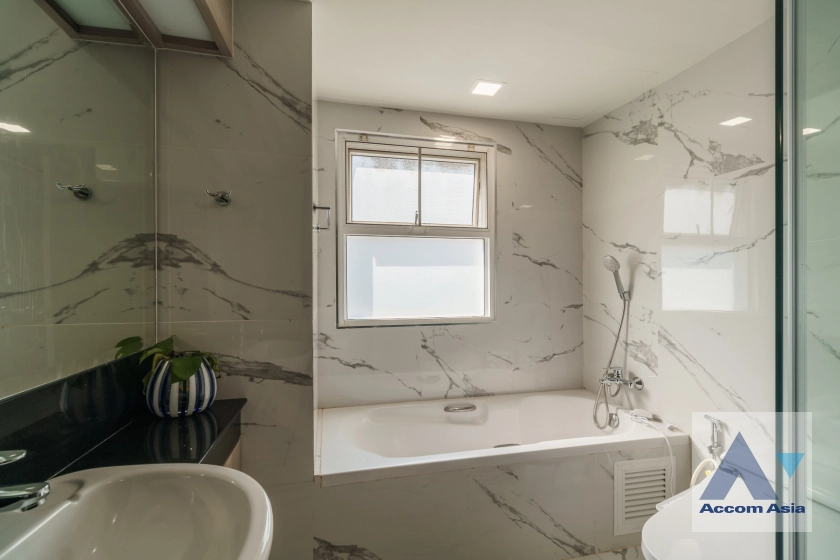 10  2 br Apartment For Rent in Sukhumvit ,Bangkok BTS Thong Lo at The Tropical Living Style AA42800