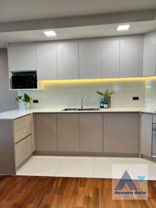 unitPet friendly |  2 Bedrooms  Apartment For Rent & Sale in Sukhumvit, Bangkok  near BTS Thong Lo (AA42801)
