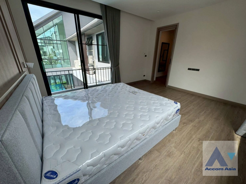 12  4 br House for rent and sale in Sukhumvit ,Bangkok BTS On Nut AA42809