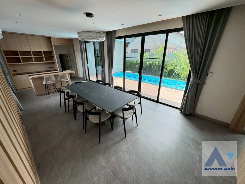 5  4 br House for rent and sale in Sukhumvit ,Bangkok BTS On Nut AA42809