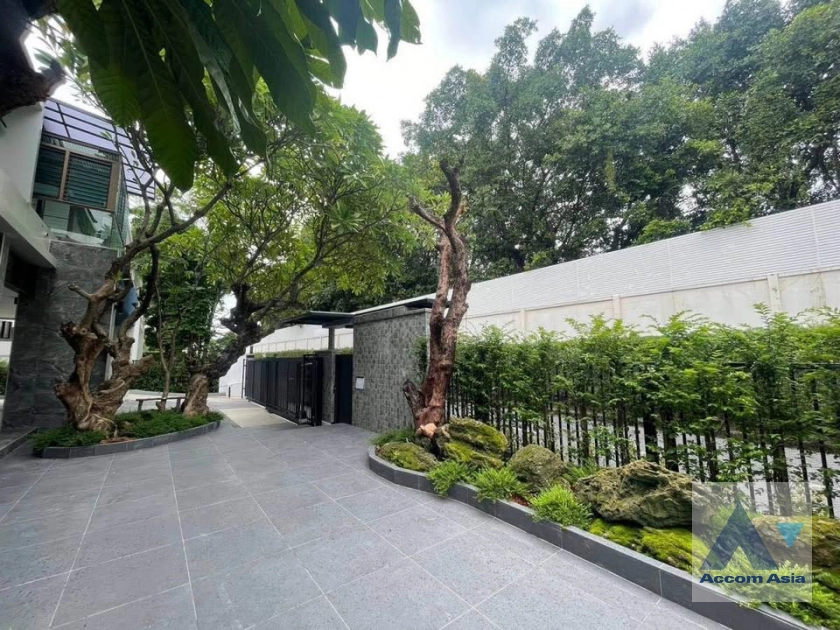 7  5 br House For Sale in Phaholyothin ,Bangkok  at Ladawan Kaset-Nawamin AA42821