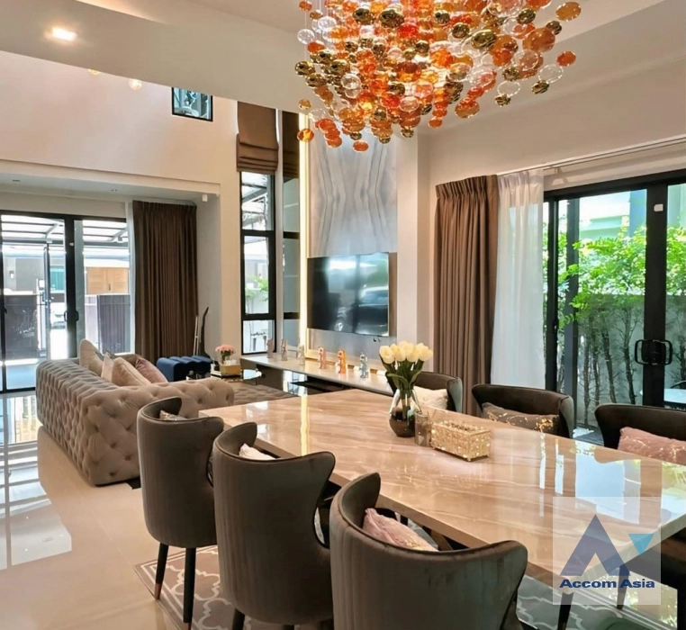  2  5 br House for rent and sale in Pattanakarn ,Bangkok  at Supalai Essence Suanluang AA42824