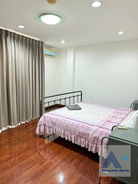 8  2 br Apartment For Rent in Sukhumvit ,Bangkok BTS Nana at Peaceful Living AA42826