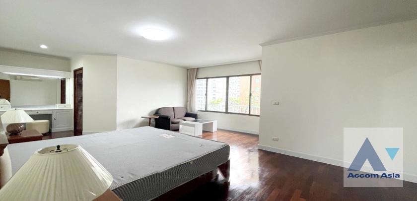 10  4 br Apartment for rent and sale in Sukhumvit ,Bangkok BTS Phrom Phong at Greenery garden and privacy AA42830