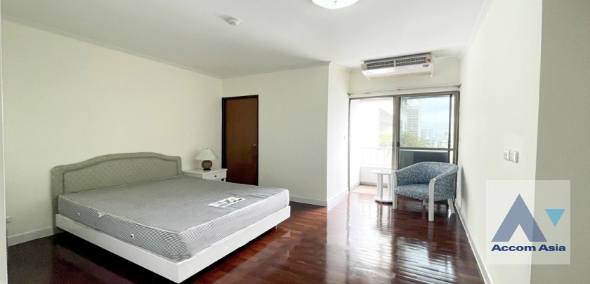 7  4 br Apartment for rent and sale in Sukhumvit ,Bangkok BTS Phrom Phong at Greenery garden and privacy AA42830