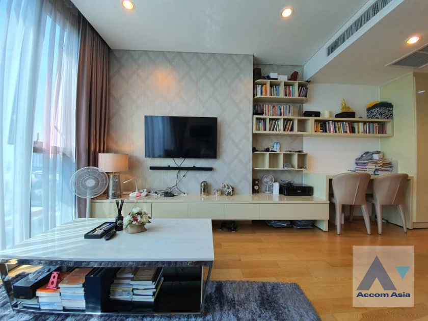 unit 1 Bedroom  Condominium For Rent in Sathorn, Bangkok  near BRT Nararam 3 (AA42832)