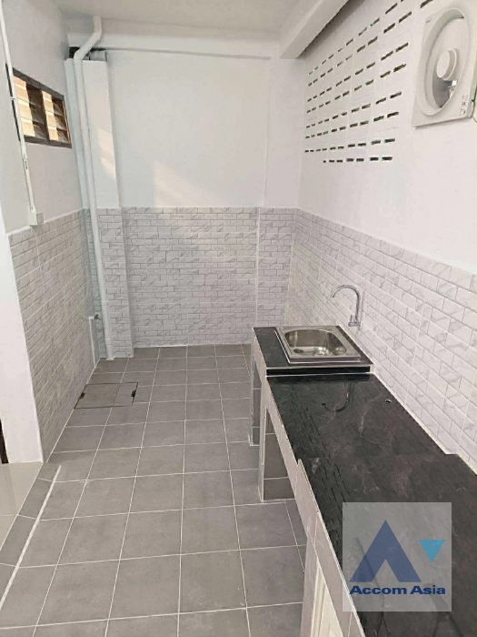 6  2 br House for rent and sale in Phaholyothin ,Bangkok BTS Saphan-Kwai AA42837