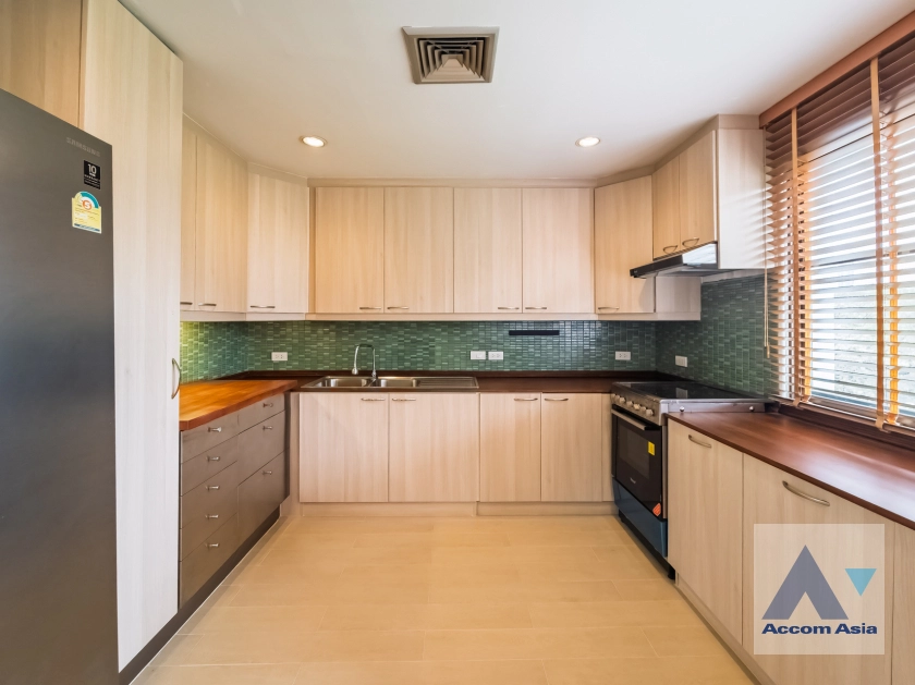 4  3 br Condominium for rent and sale in Ploenchit ,Bangkok BTS Ploenchit at Polo Residence AA42846