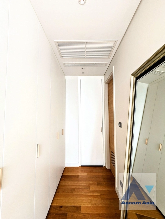 7  1 br Condominium for rent and sale in Ploenchit ,Bangkok BTS Chitlom at Sindhorn Residence AA42855