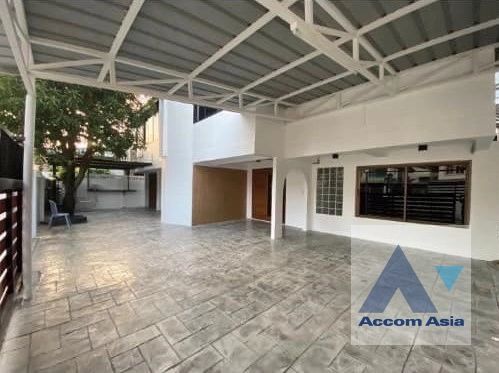 17  4 br House For Rent in Lat Phrao ,Bangkok  AA42857